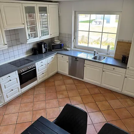 Dhh Monteurwohnung In Maschen Horst 160qm 4 Schlafzimmer *